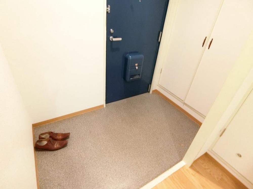 13/30 玄関