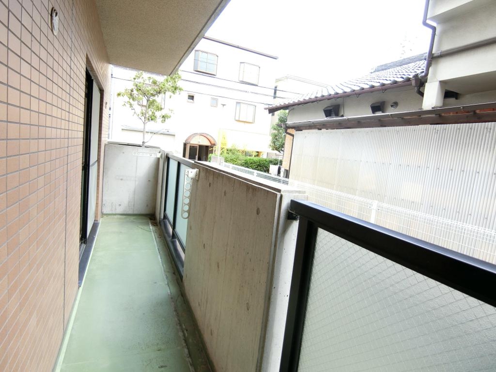 20/30 バルコニー