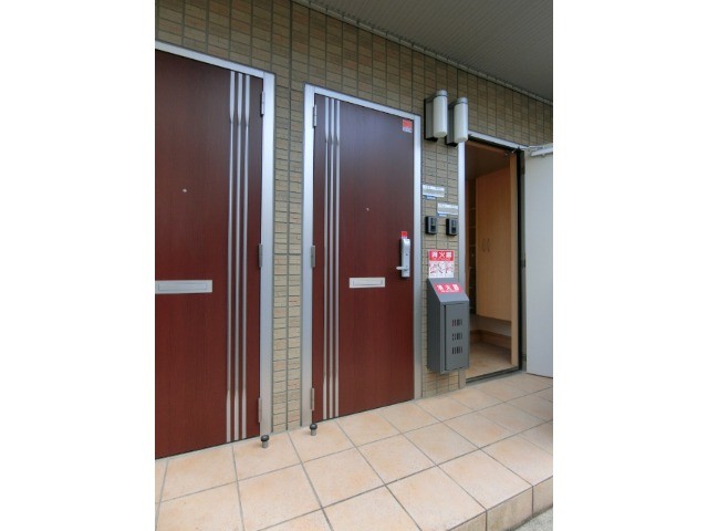 3/10 エントランス