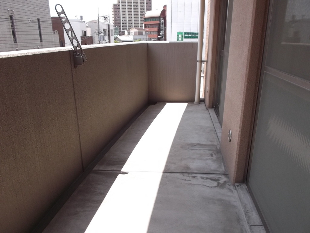 22/30 バルコニー