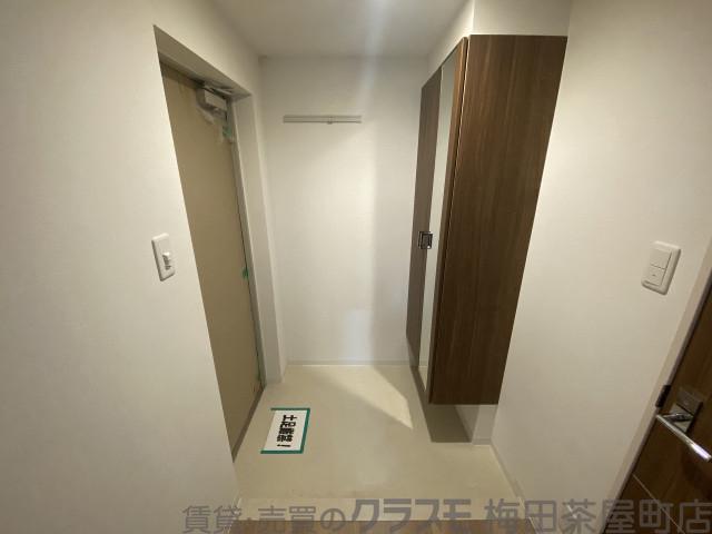 14/30 玄関