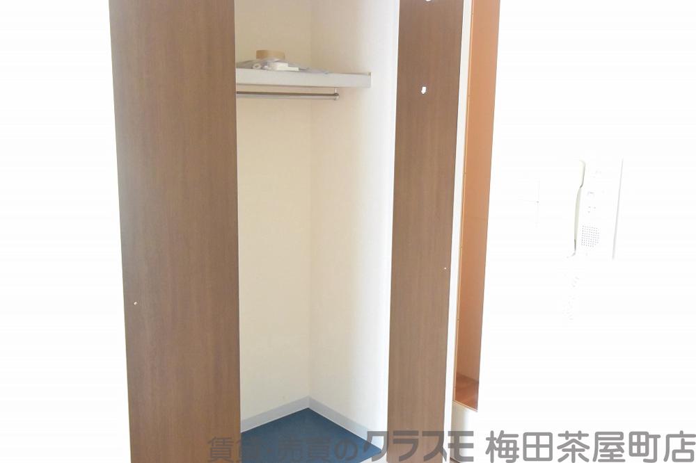 13/30 収納