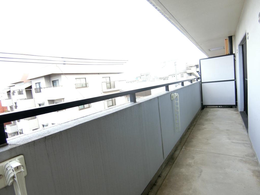 20/30 バルコニー