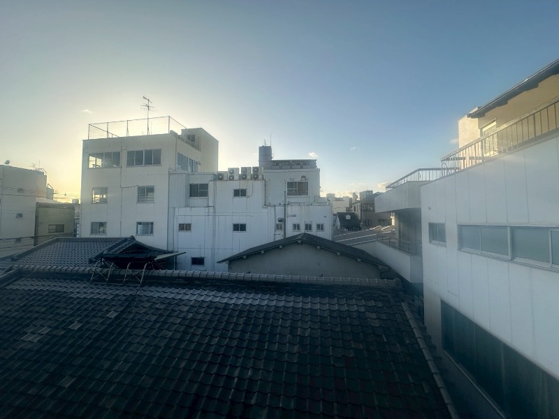 18/25 バルコニー