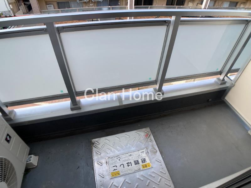 21/30 バルコニー