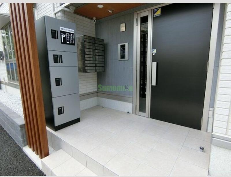 19/26 エントランス