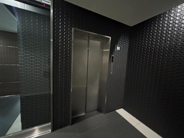 29/30 エントランス