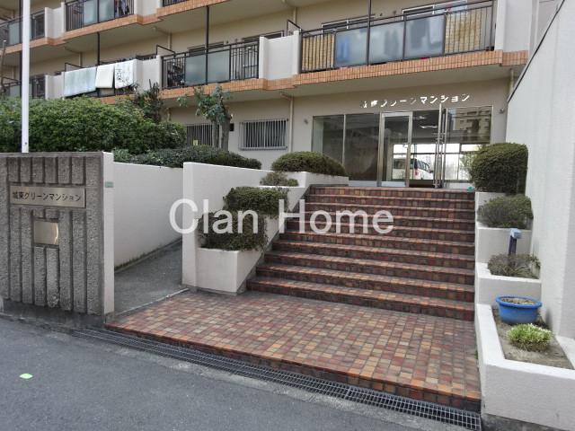 29/30 エントランス