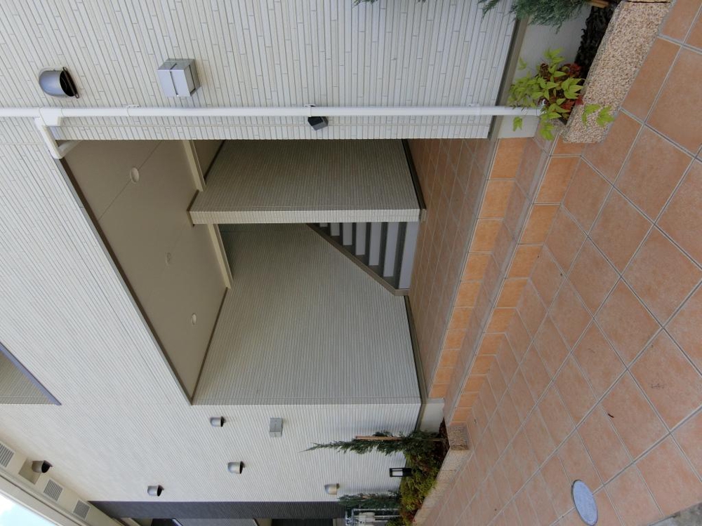 29/30 エントランス