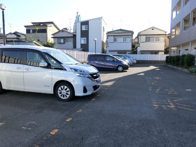 3/6 駐車場