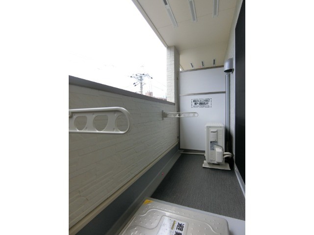 19/30 バルコニー