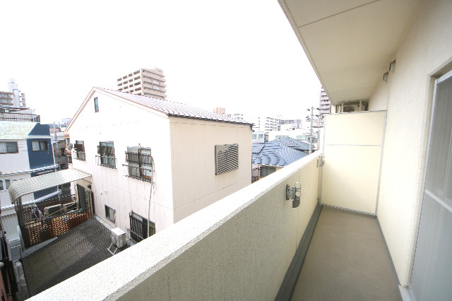 21/30 バルコニー