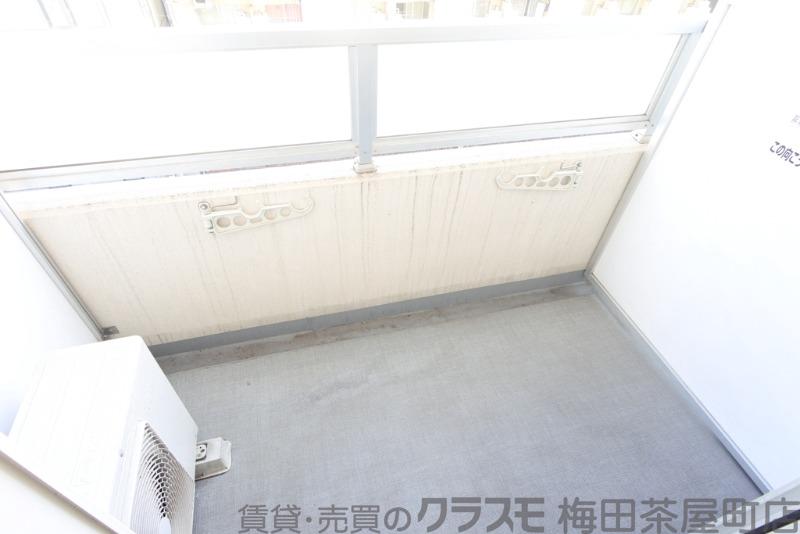 23/30 バルコニー