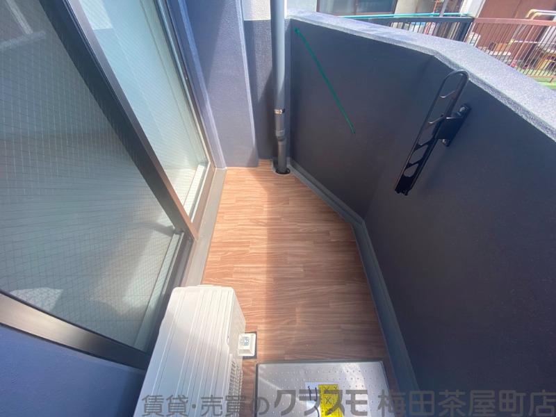 21/30 バルコニー