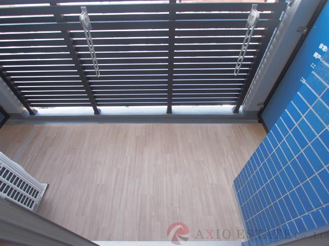 23/30 バルコニー