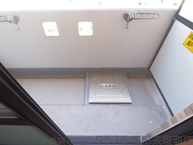 23/30 バルコニー