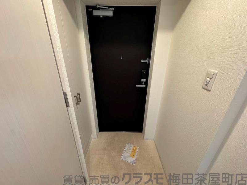 14/30 玄関