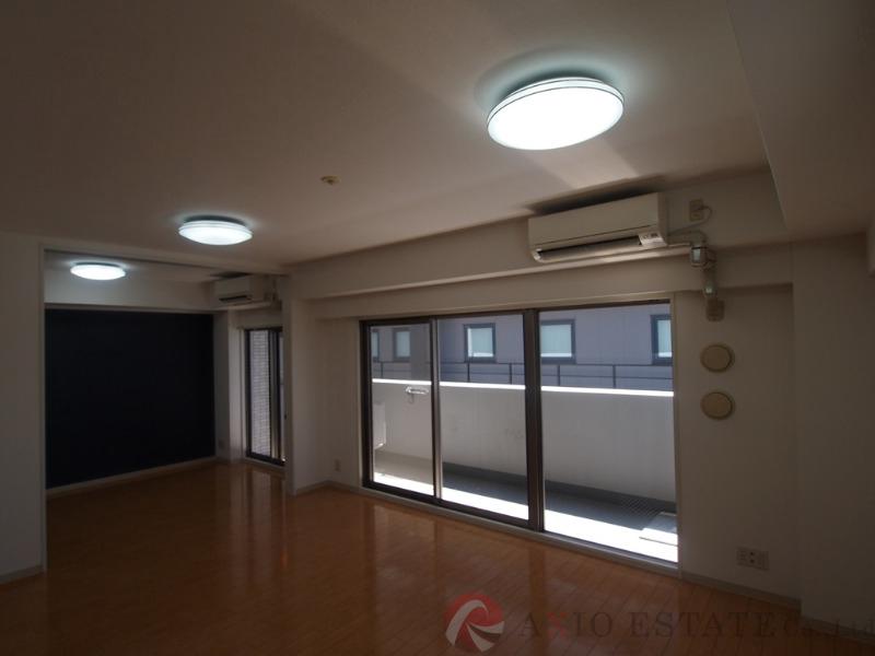 14/30 室内