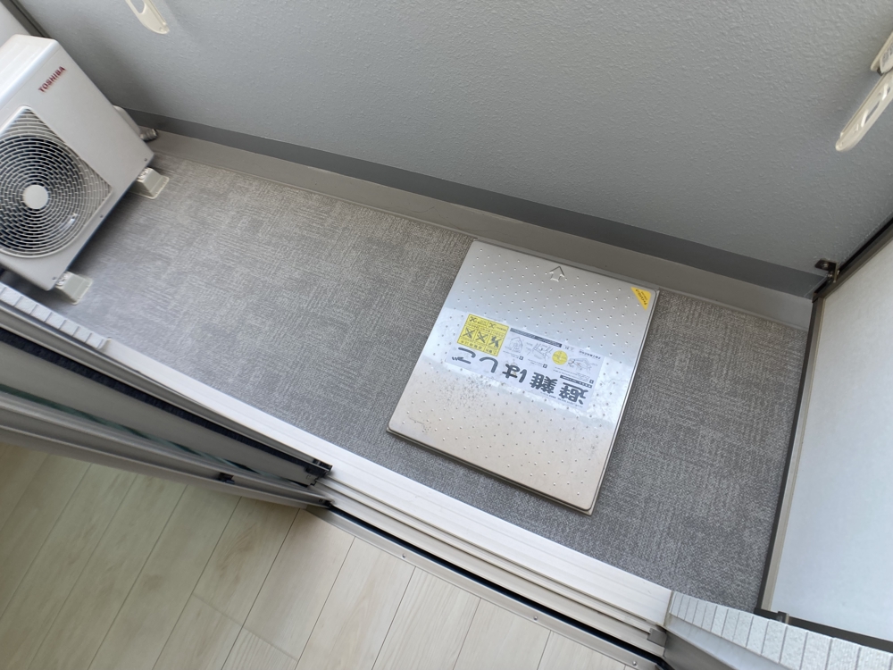 23/30 バルコニー