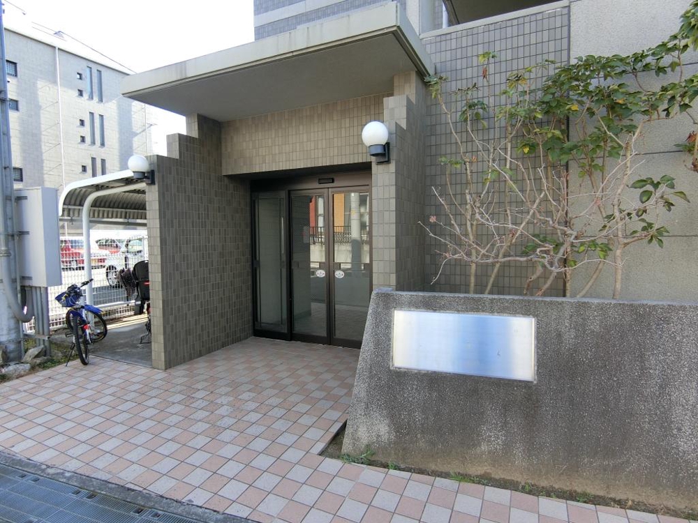 4/8 エントランス