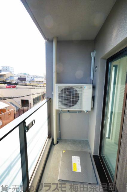 21/30 バルコニー