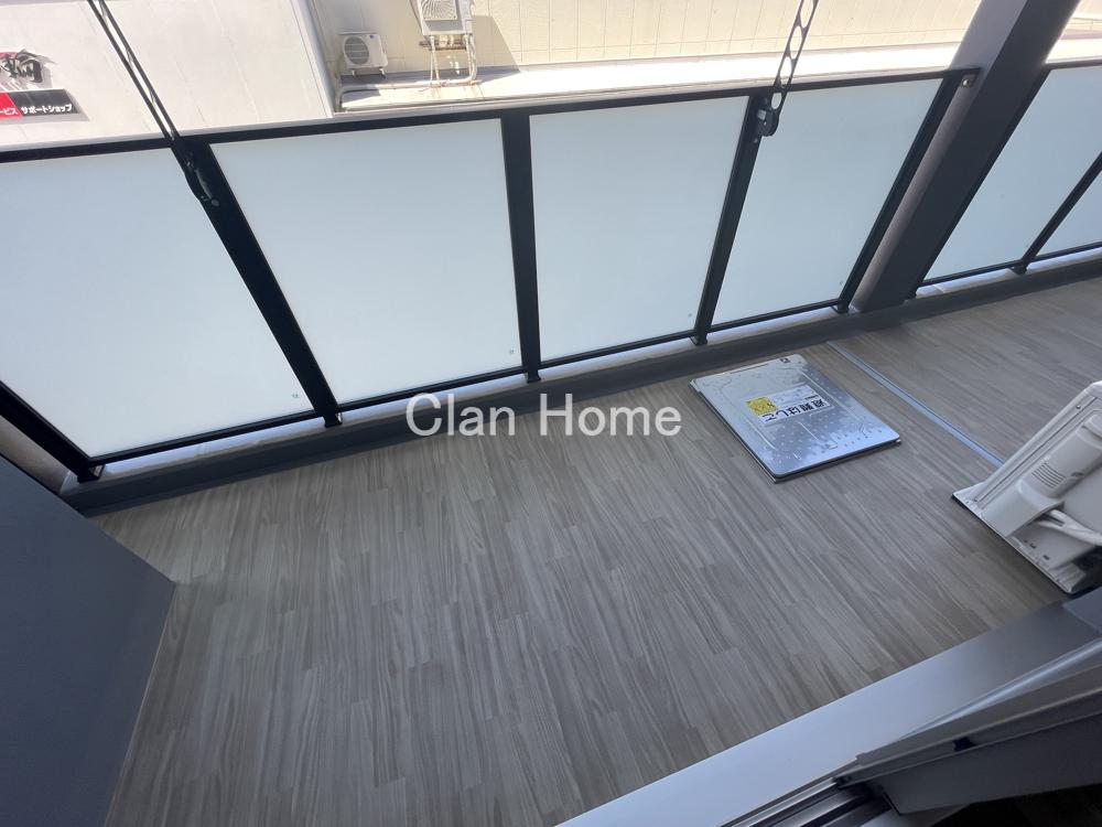 19/30 バルコニー