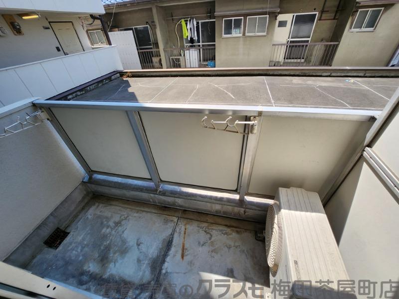 21/30 バルコニー