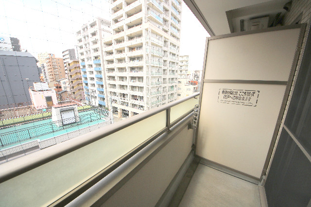 19/30 バルコニー