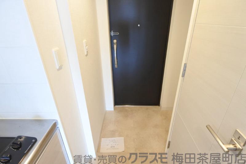 17/30 玄関