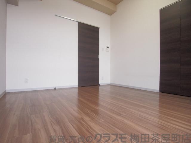 13/30 寝室