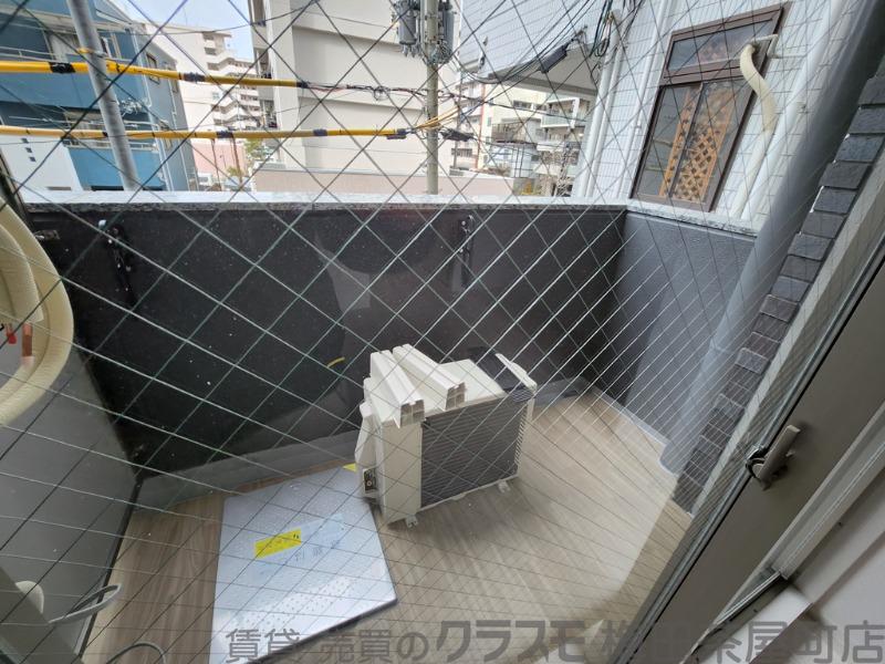 23/30 バルコニー