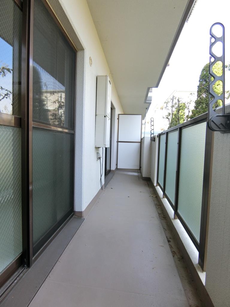 21/30 バルコニー