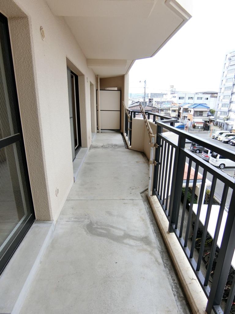 19/30 バルコニー