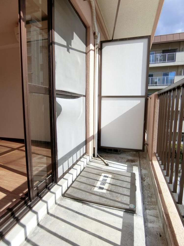 19/30 バルコニー