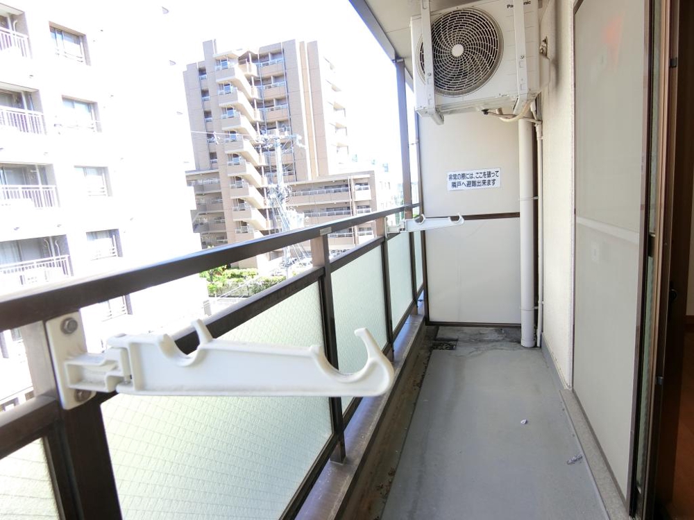 19/30 バルコニー