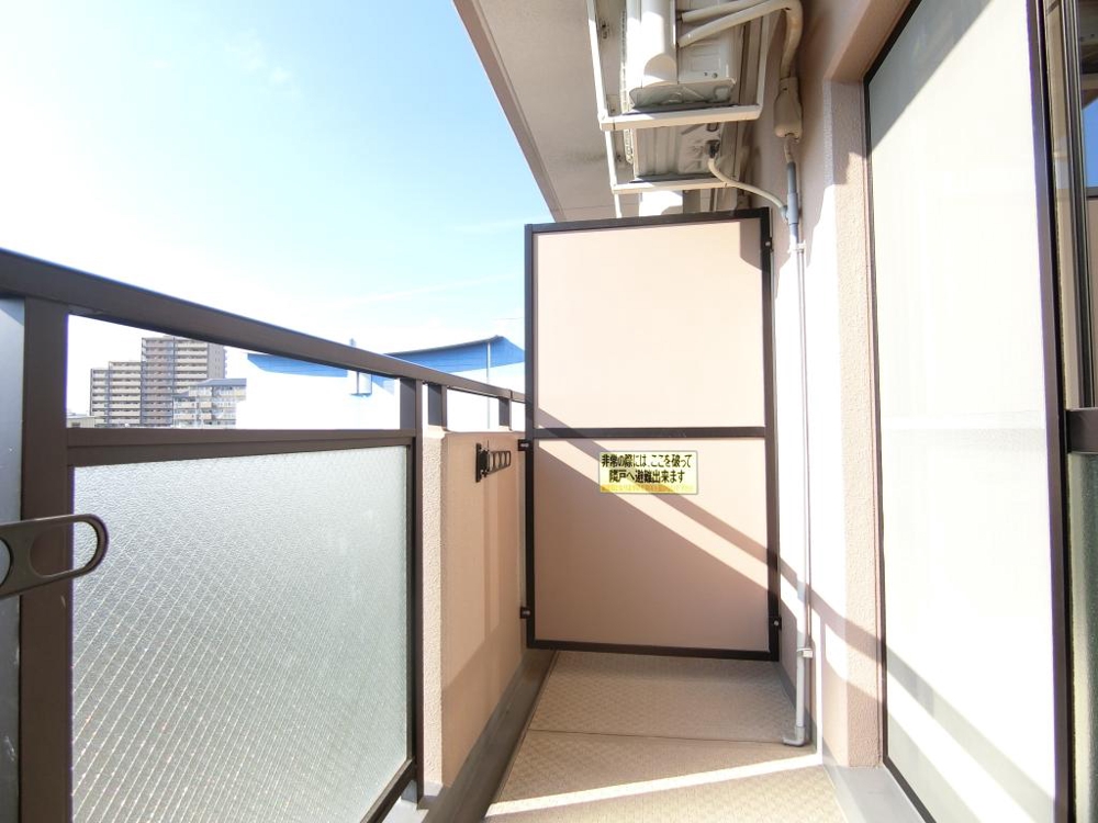 17/30 バルコニー