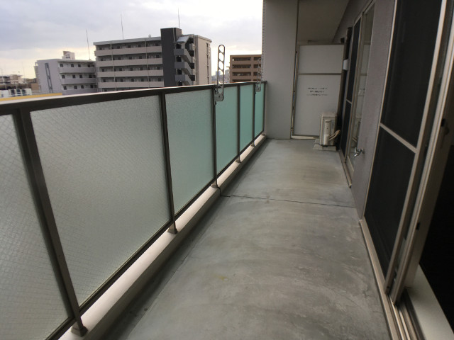 26/30 バルコニー