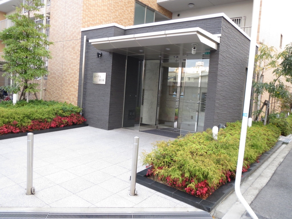 29/30 エントランス