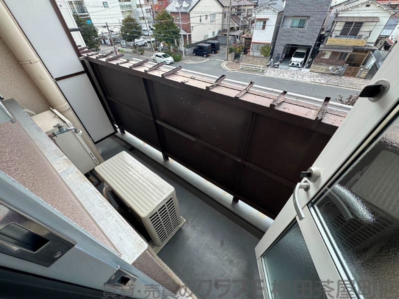 21/30 バルコニー