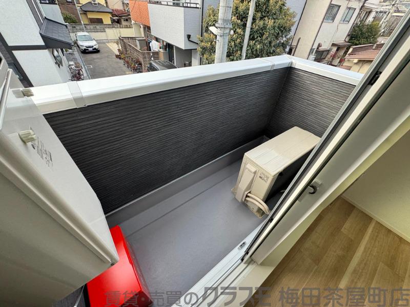 21/30 バルコニー