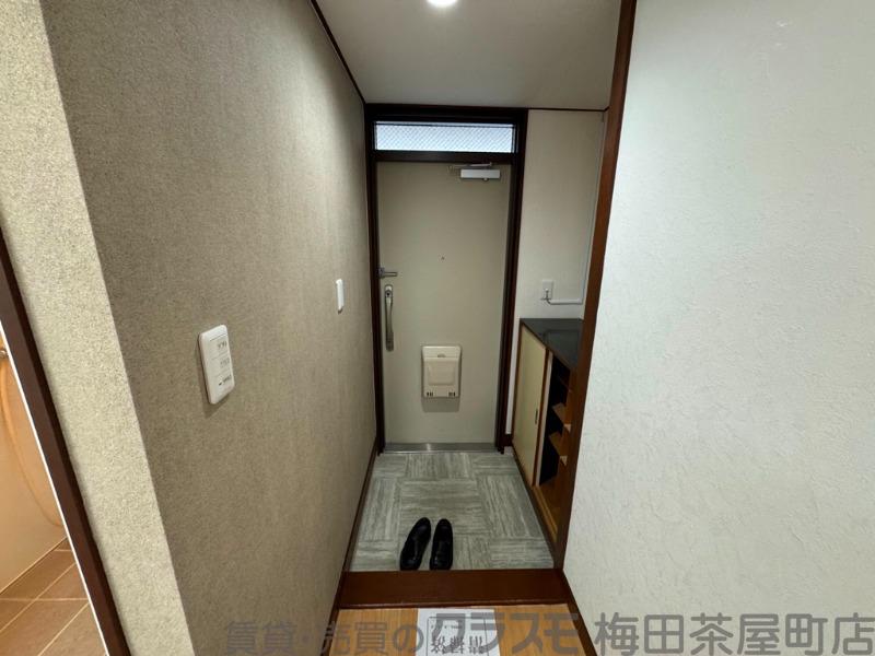 14/30 玄関