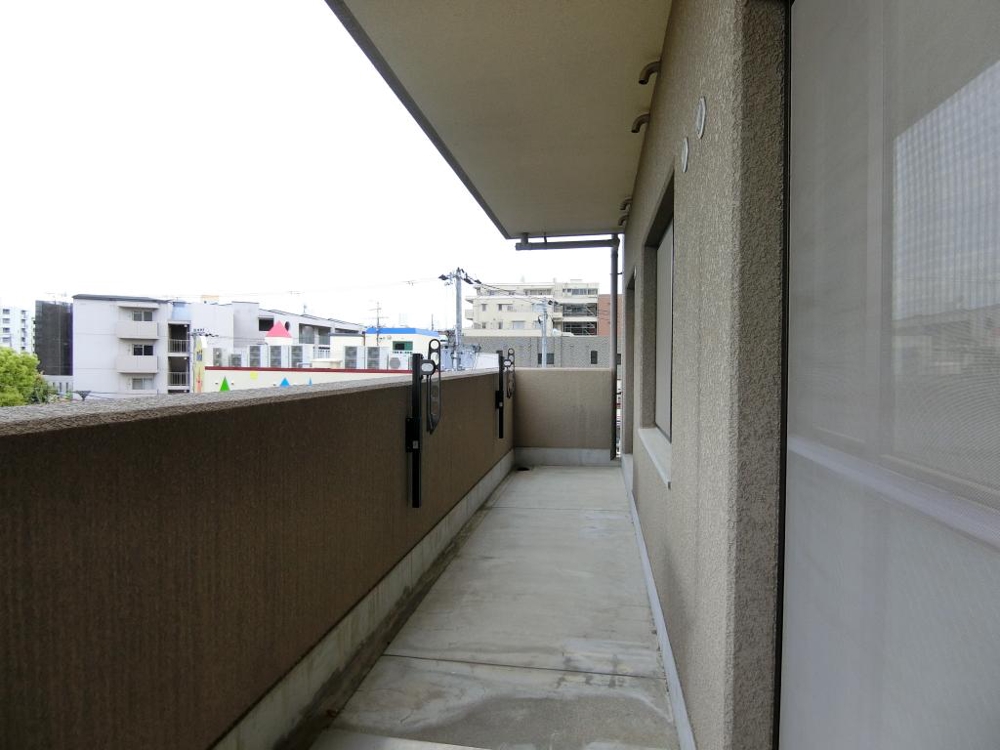 19/30 バルコニー