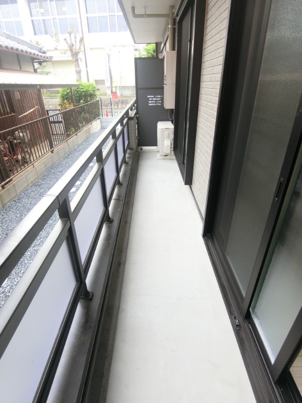 19/30 バルコニー