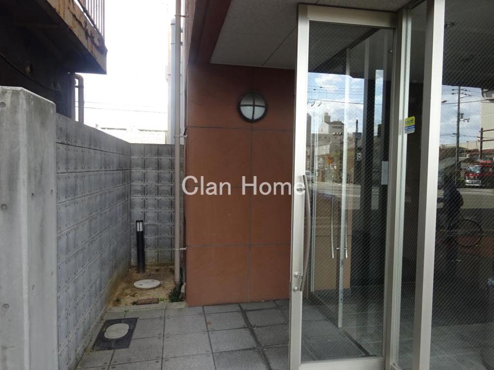 29/30 エントランス