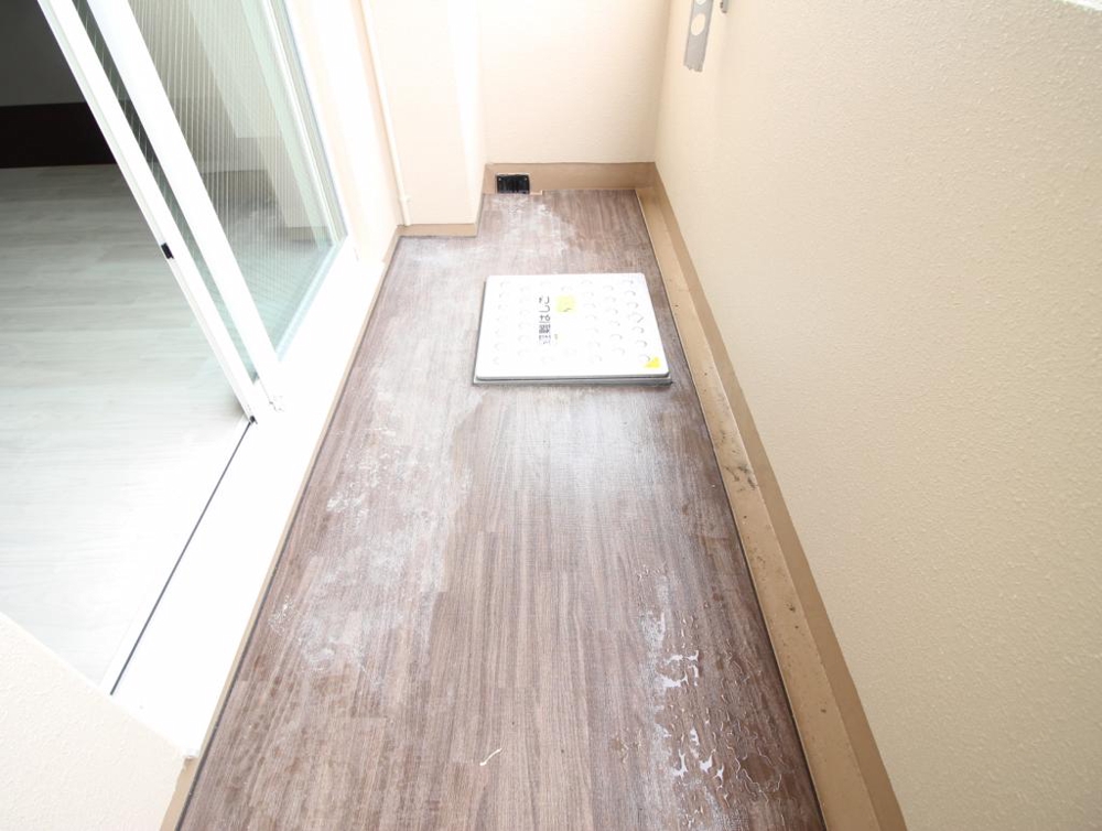 25/30 バルコニー