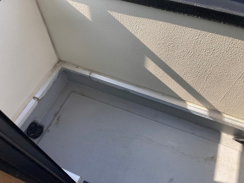 15/22 バルコニー