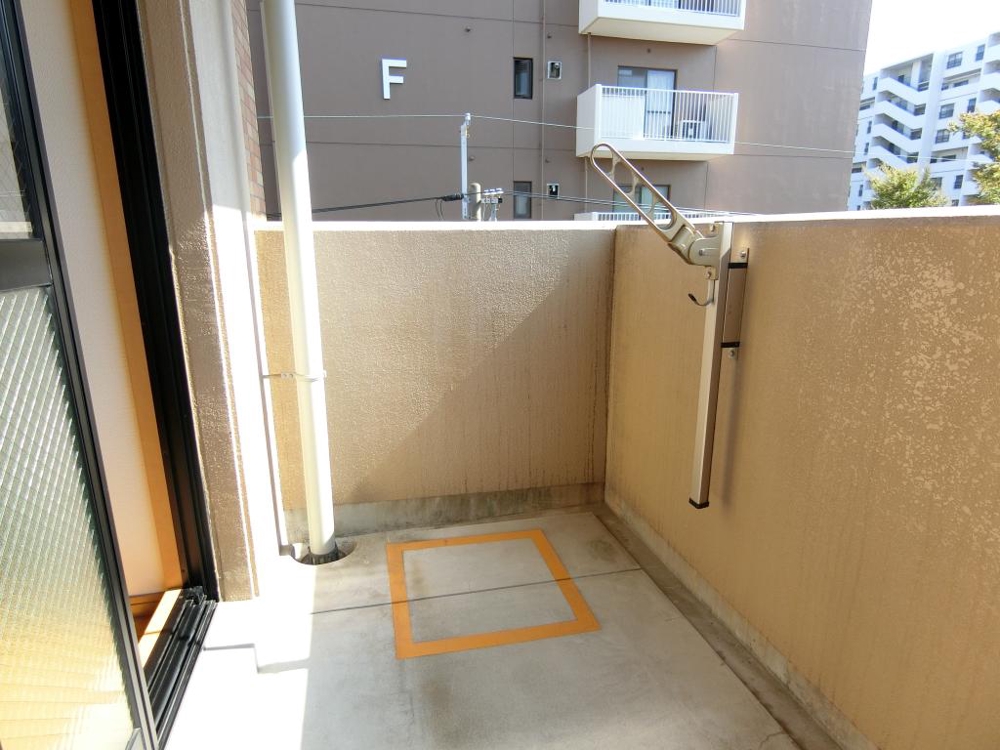 19/30 バルコニー