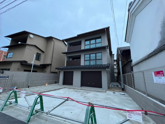 29/30 エントランス