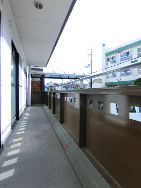 20/30 バルコニー