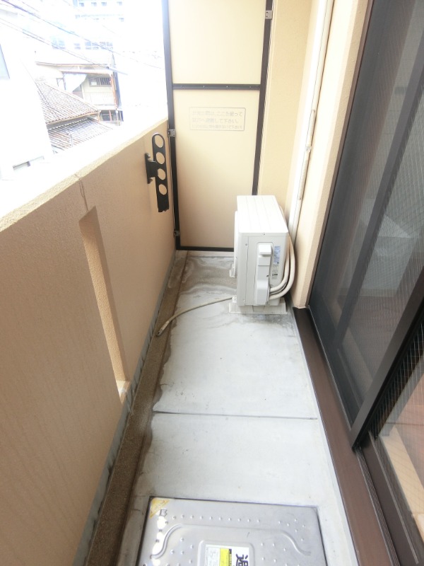 19/30 バルコニー